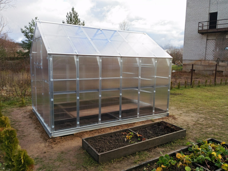 Zahradní skleník z polykarbonátu House House 2 2,35 x 5,17 m